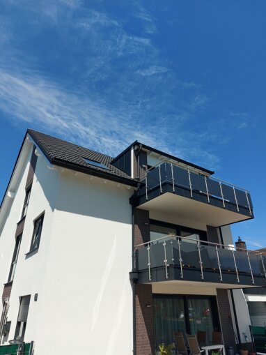 Wohnung zur Miete 1.390 € 4 Zimmer 93 m² 2. Geschoss Meindorf Sankt Augustin 53757