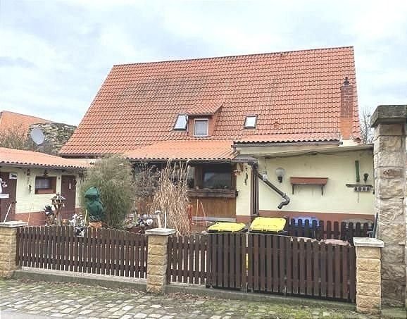 Mehrfamilienhaus zum Kauf 82.000 € 10 Zimmer 170 m²<br/>Wohnfläche 405 m²<br/>Grundstück Memleben Kaiserpfalz 06642