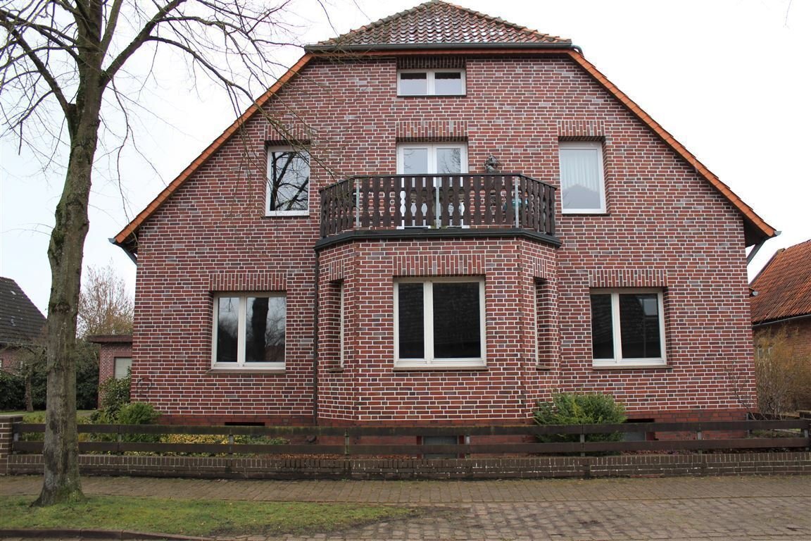 Mehrfamilienhaus zum Kauf 299.000 € 9 Zimmer 215 m²<br/>Wohnfläche 1.060 m²<br/>Grundstück Wietzendorf Wietzendorf 29649