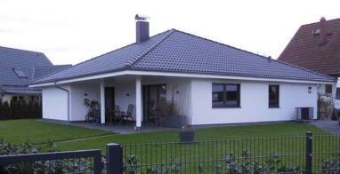 Einfamilienhaus zum Kauf Provisionsfrei 359.600 € 4 Zimmer 114 m² 588 m² Grundstück Merseburg Merseburg 06217