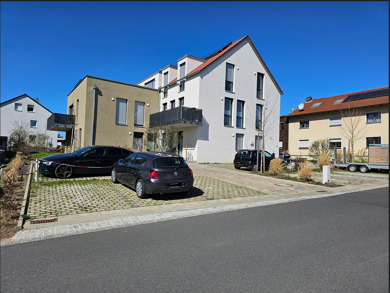 Wohnung zur Miete 1.530 € 4 Zimmer 122,3 m² EG frei ab sofort Estenfelder Straße 15 Rottendorf 97228