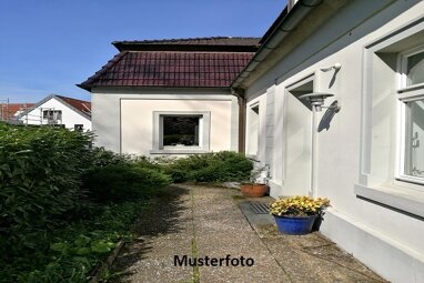 Doppelhaushälfte zum Kauf Zwangsversteigerung 339.000 € 3 Zimmer 84 m² Paderborn - Kernstadt Paderborn 33098