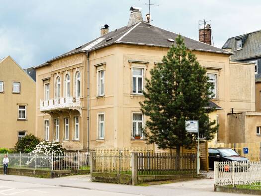 Haus zum Kauf provisionsfrei als Kapitalanlage geeignet 100.000 € 11 Zimmer 330 m² 921 m² Grundstück Mittweidaer Straße 6 Burgstädt 09217