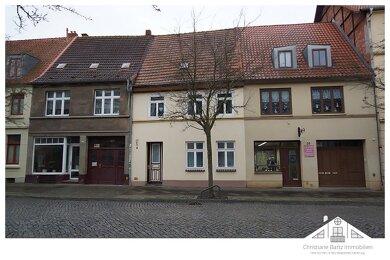 Mehrfamilienhaus zum Kauf als Kapitalanlage geeignet 215.000 € 260 m² 150 m² Grundstück Breite Straße 36 Altstadt Wismar 23966