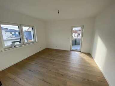 Wohnung zur Miete 700 € 3,5 Zimmer 87 m² frei ab sofort Breslauerstr 31 Sandershausen Niestetal 34266