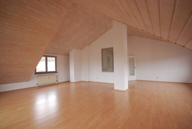Wohnung zur Miete 1.110 € 4 Zimmer 128 m² 2. Geschoss Niedernhausen Niedernhausen 65527