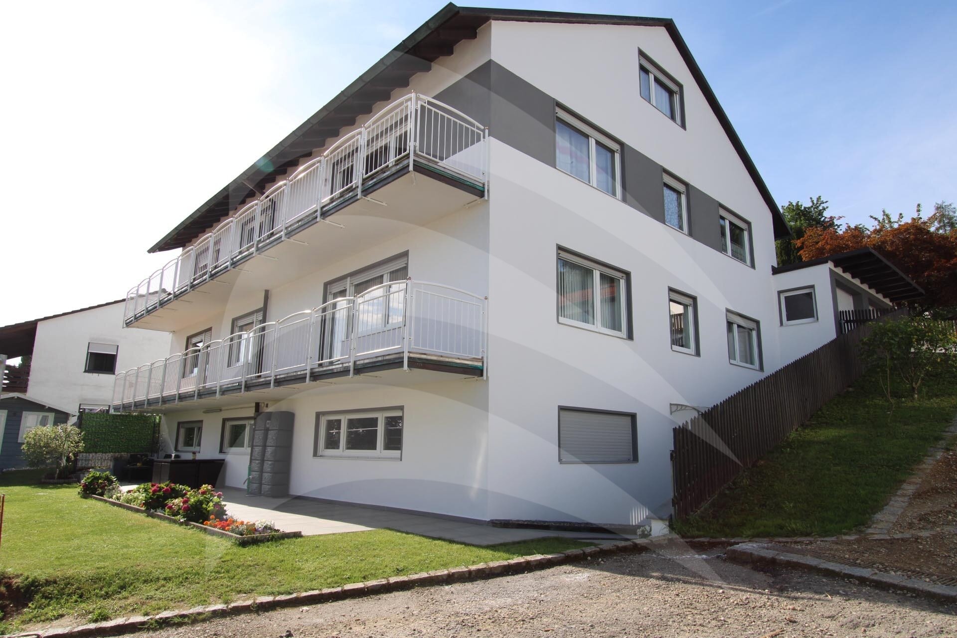 Mehrfamilienhaus zum Kauf 999.800 € 12 Zimmer 340 m²<br/>Wohnfläche 581 m²<br/>Grundstück Pfettrach Altdorf-Pfettrach 84032