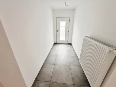 Wohnung zur Miete 700 € 2 Zimmer 79 m² frei ab sofort Pruppacher Weg 16 Roth Roth 91154