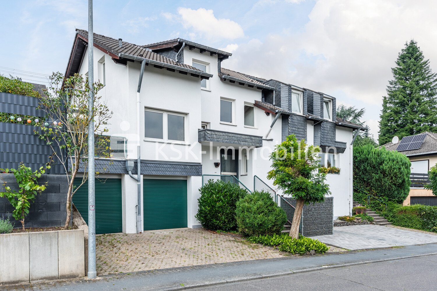 Einfamilienhaus zum Kauf 590.000 € 8 Zimmer 222,6 m²<br/>Wohnfläche 820 m²<br/>Grundstück Much Much 53804