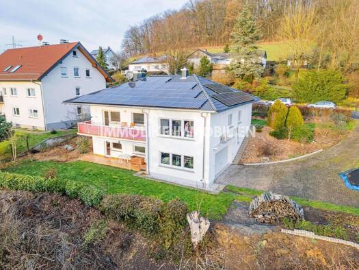 Einfamilienhaus zur Miete 1.200 € 5 Zimmer 184 m² 1.370 m² Grundstück frei ab sofort Herolz Schlüchtern 36381