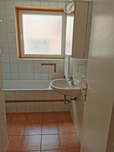 Wohnung zur Miete 820 € 3 Zimmer 76 m² 1. Geschoss frei ab 01.05.2025 Stelingen Garbsen 30827