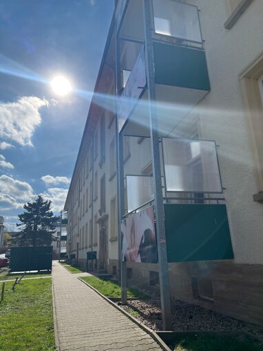 Wohnung zur Miete 509 € 3 Zimmer 84,6 m² Prof.-Joliot-Curie-Str. 10 Pirna Pirna 01796
