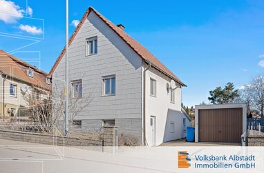 Einfamilienhaus zum Kauf 145.000 € 2,5 Zimmer 80 m² 642 m² Grundstück Bitz 72475