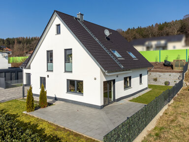 Einfamilienhaus zum Kauf 769.000 € 5 Zimmer 173 m² 682 m² Grundstück Krumbach Krumbach 86381