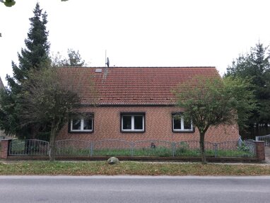 Einfamilienhaus zum Kauf Provisionsfrei 199.000 € 5 Zimmer 124 m² 4.640 m² Grundstück Dorfstraße 10 Roddahn Neustadt (Dosse) 16845