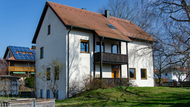 Einfamilienhaus zum Kauf 385.000 € 7 Zimmer 242,1 m² 1.347 m² Grundstück Kernstadt Schwandorf Schwandorf 92421