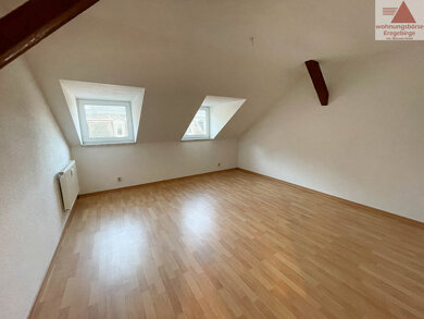 Wohnung zur Miete 379 € 3 Zimmer 80 m² EG Bahnhofstraße 6 Aue-Bad Schlema 08280