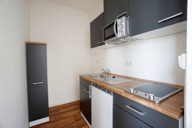 Wohnung zur Miete 191 € 1 Zimmer 35,8 m² 4. Geschoss frei ab sofort Dr.-Karl-Gelbke-Straße 28 Chrieschwitz Plauen 08529