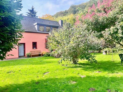 Immobilie zum Kauf als Kapitalanlage geeignet 400.000 € 9 Zimmer 228 m² 1.232 m² Grundstück Nesselrath 13 b Leichlingen 42799