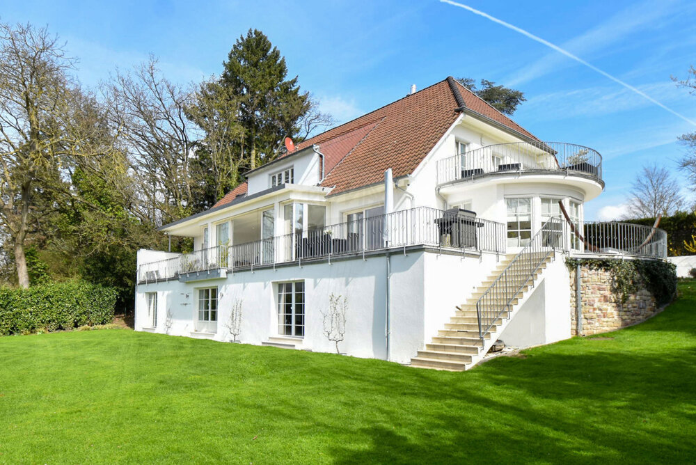 Villa zum Kauf 4.200.000 € 11 Zimmer 509 m²<br/>Wohnfläche 1.896 m²<br/>Grundstück Wahlbezirk 19 Bad Homburg 61350