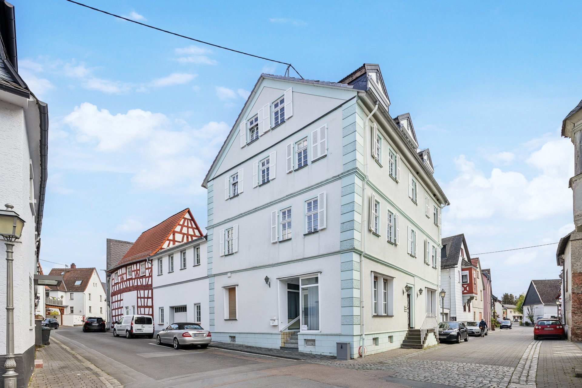 Mehrfamilienhaus zum Kauf 489.000 € 18 Zimmer 425 m²<br/>Grundstück Niederselters Selters 65618