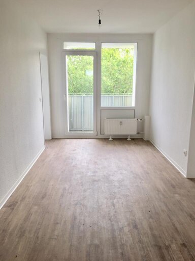 Wohnung zur Miete 931 € 3 Zimmer 81 m² 5. Geschoss frei ab 01.03.2025 Potsdamer Straße 24 Hassels Düsseldorf 40599