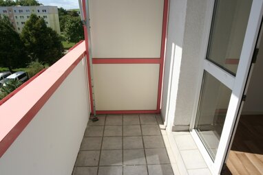 Wohnung zur Miete 320 € 3 Zimmer 57,1 m² 4. Geschoss Gustav-Jeuthe-Straße 12 Süd 43 Dessau-Roßlau 06849