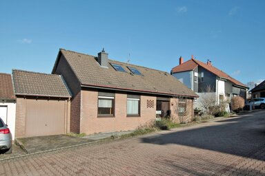 Haus zum Kauf 449.000 € 6 Zimmer 146 m² 636 m² Grundstück Volmarstein Dorf mit Evangel. Stiftung Wetter 58300