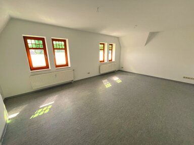 Wohnung zur Miete 250 € 1 Zimmer 45,3 m² 2. Geschoss frei ab sofort Hauptstraße 43 Kändler Limbach-Oberfrohna 09212