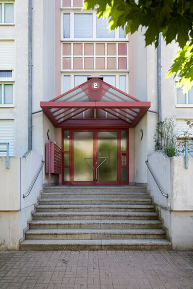 Wohnung zur Miete 922,50 € 3 Zimmer 75 m² 2. Geschoss Franz-Henle-Str. 2 Frankfurt am Main 65929