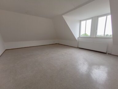 Studio zur Miete 335 € 2 Zimmer 67 m² 3. Geschoss frei ab sofort Schulstraße 38 Hohenstein-Ernstthal Hohenstein-Ernstthal 09337