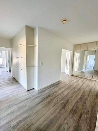 Wohnung zur Miete 850 € 3,5 Zimmer 98 m² Geschoss 2/3 Kronach Kronach 96317