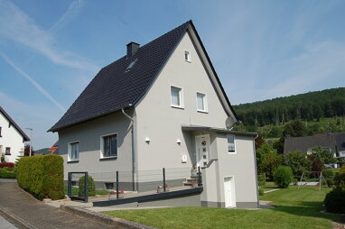 Einfamilienhaus zum Kauf 220.000 € 5 Zimmer 112 m² 790 m² Grundstück Beringhausen Marsberg 34431