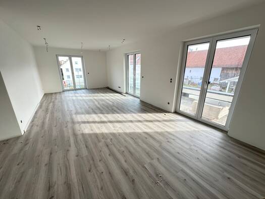 Wohnung zur Miete 1.485 € 4 Zimmer 117 m² Geschoss 1/3 frei ab 01.01.2026 Nassenbeuren Mindelheim 87719