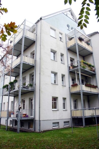 Wohnung zum Kauf 99.500 € 3 Zimmer 83,7 m² EG Limbach-Oberfrohna Limbach-Oberfrohna 09212