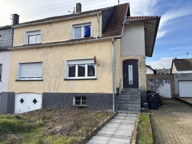 Mehrfamilienhaus zum Kauf provisionsfrei 199.000 € 7 Zimmer 189 m² 492 m² Grundstück Orscholz Mettlach 66693