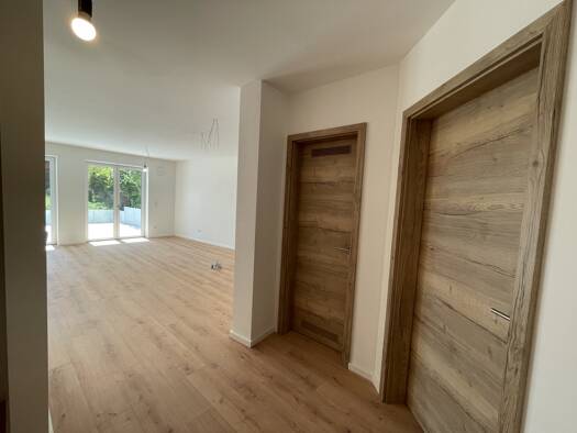 Wohnung zum Kauf 269.000 € 2 Zimmer 82 m² EG Waidhaus 92726