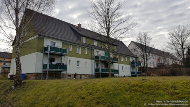 Wohnung zur Miete 305 € 2,5 Zimmer 53 m² 1. Geschoss Karl-Marx-Straße 1 Halsbrücke Halsbrücke 09633