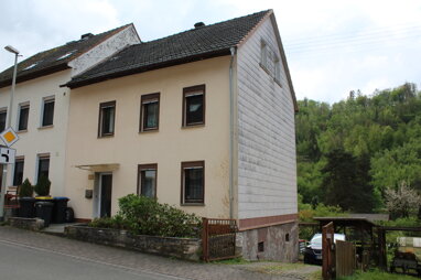 Doppelhaushälfte zum Kauf 110.000 € 5 Zimmer 115 m² 413 m² Grundstück Laurenburg 56379