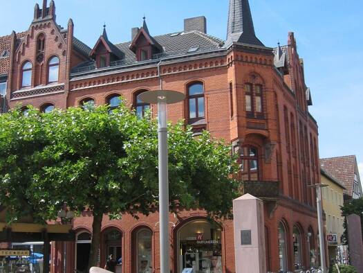 Wohnung zur Miete 365 € 3 Zimmer 60,7 m² 2. Geschoss frei ab sofort Haarmannplatz 2 Holzminden 37603