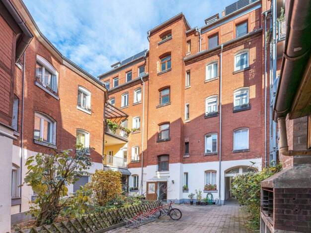 Wohnung zum Kauf 259.000 € 4 Zimmer 93 m² frei ab sofort Innenstadt Fürth 90762