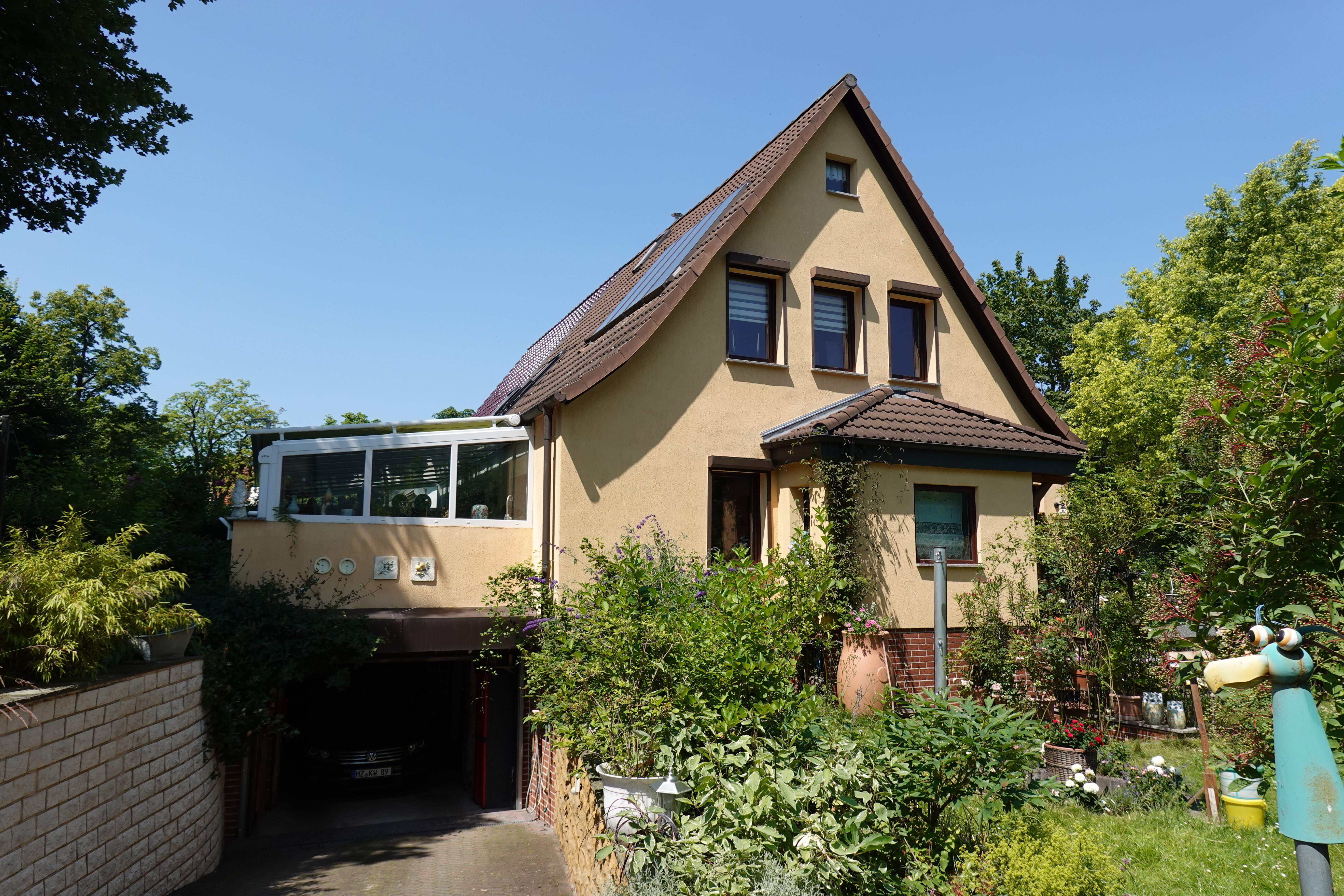 Doppelhaushälfte zum Kauf 285.000 € 3 Zimmer 121 m²<br/>Wohnfläche 669 m²<br/>Grundstück Halberstadt Halberstadt 38820