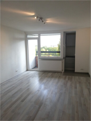 Wohnung zur Miete 450 € 1 Zimmer 30 m² 8. Geschoss frei ab 01.03.2025 Norikerstraße 19 Tullnau Nürnberg 90402