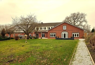 Haus zum Kauf 14 Zimmer 674,3 m² 4.425 m² Grundstück Uttel Wittmund 26409