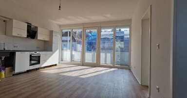 Wohnung zur Miete 700 € 5,5 Zimmer 138 m² frei ab sofort Werther Straße Pappelkrug Bielefeld 33619