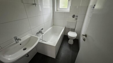 Wohnung zur Miete 429 € 3 Zimmer 59,6 m² EG frei ab 28.02.2025 Buddestraße 11 Scholven Gelsenkirchen 45896