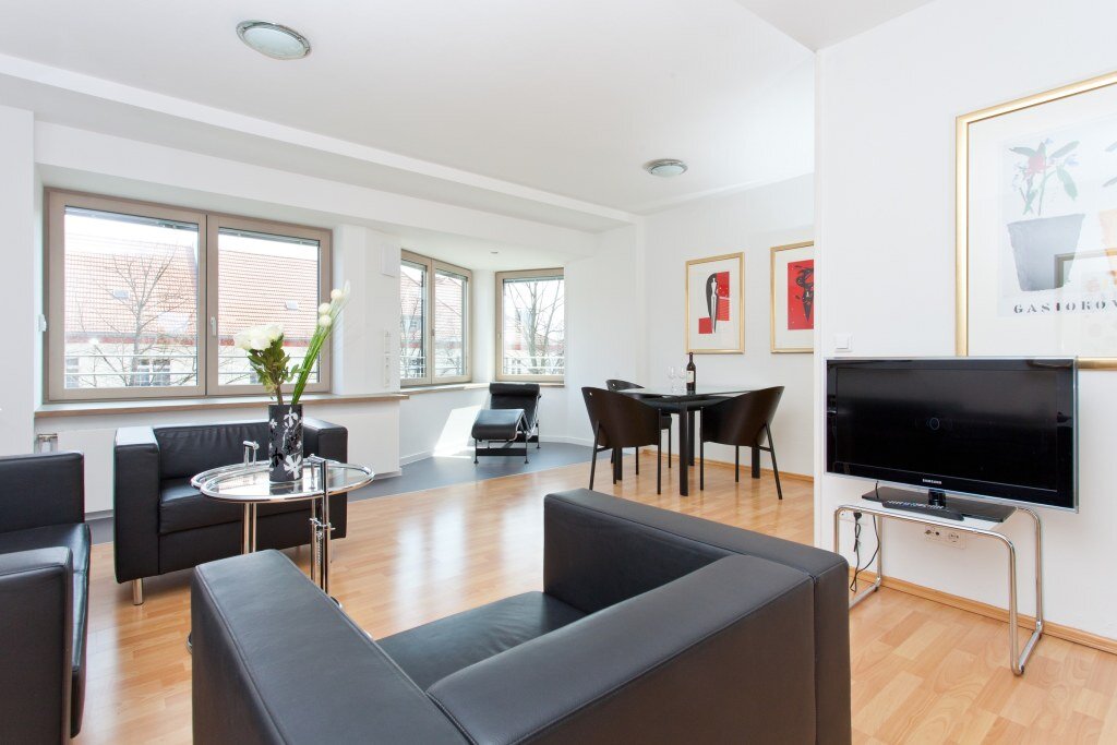 Wohnung zur Miete Wohnen auf Zeit 1.790 € 2 Zimmer 48 m² frei ab 04.11.2024 Burgemeisterstraße Tempelhof Berlin 12103