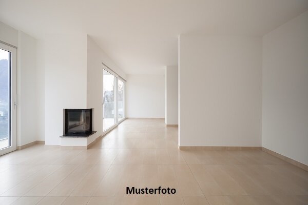 Wohnung zum Kauf Zwangsversteigerung 187.000 € 1 Zimmer 145 m²<br/>Wohnfläche Obersdorf Wilnsdorf 57234