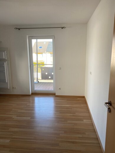 Wohnung zur Miete 780 € 2 Zimmer 74 m² Geschoss 1/2 Nordstadt Pforzheim 75177