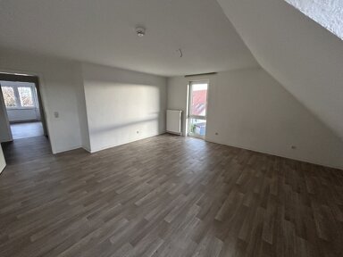 Wohnung zur Miete 458 € 3 Zimmer 80,2 m² 2. Geschoss Am Sportplatz 9 Seehausen Wanzleben-Börde 39164